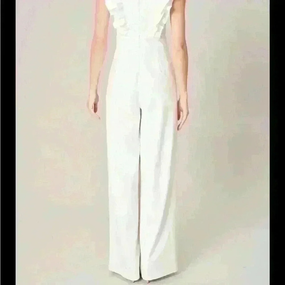 NWOT Sugar Lips Free Bird Ruffle Wide Leg White Jumpsuit Women’s Size Large - Picture 2 of 9